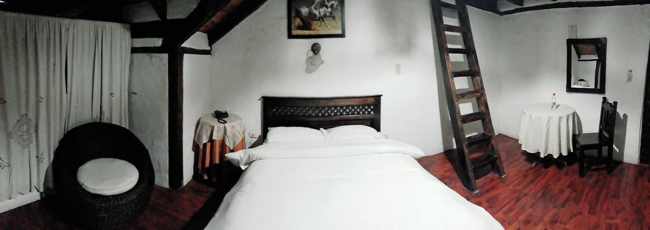 Hotel Bambu Riobamba Exterior foto