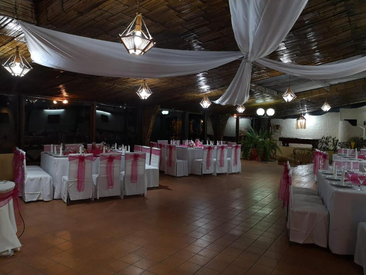 Hotel Bambu Riobamba Exterior foto